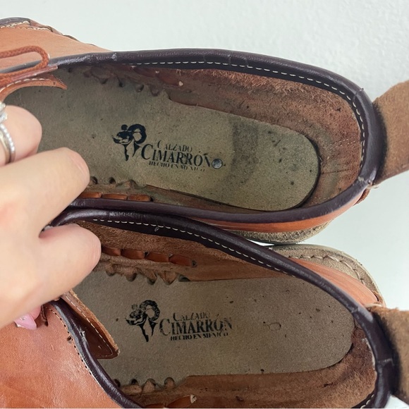 Mens Burnt Brown Tooled Leather Handmade Closed Toe Aztec Calendar Huaraches - Picture 14 of 14